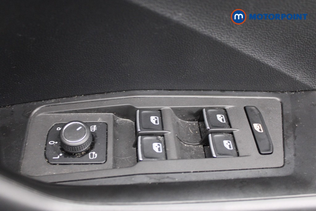Volkswagen T-Roc SE Manual Petrol SUV - Stock Number (1548041) - 16th supplementary image