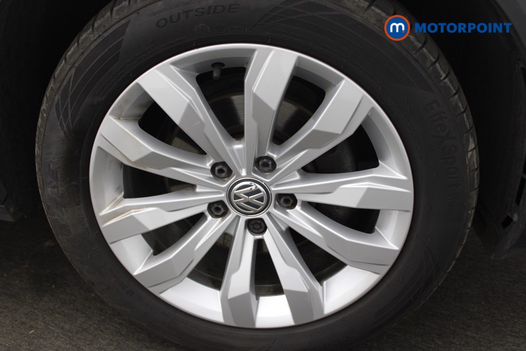 Volkswagen T-Roc SE Manual Petrol SUV - Stock Number (1548041) - 17th supplementary image