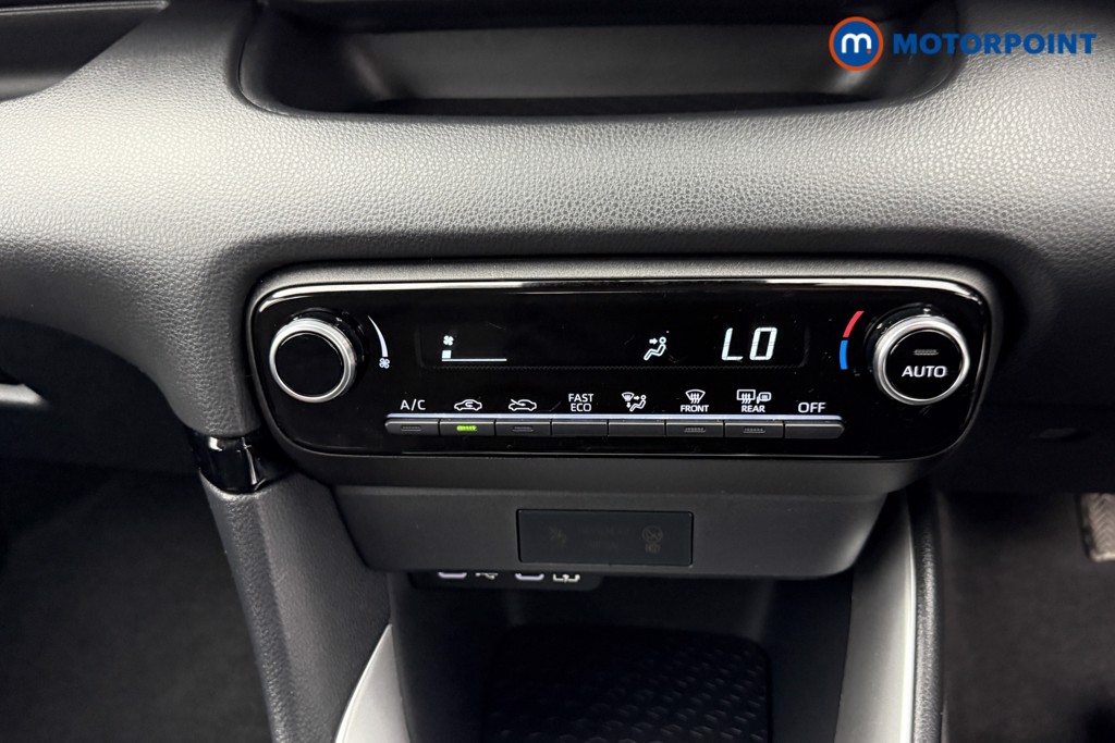 Toyota Yaris Icon Automatic Petrol-Electric Hybrid Hatchback - Stock Number (1548494) - 7th supplementary image
