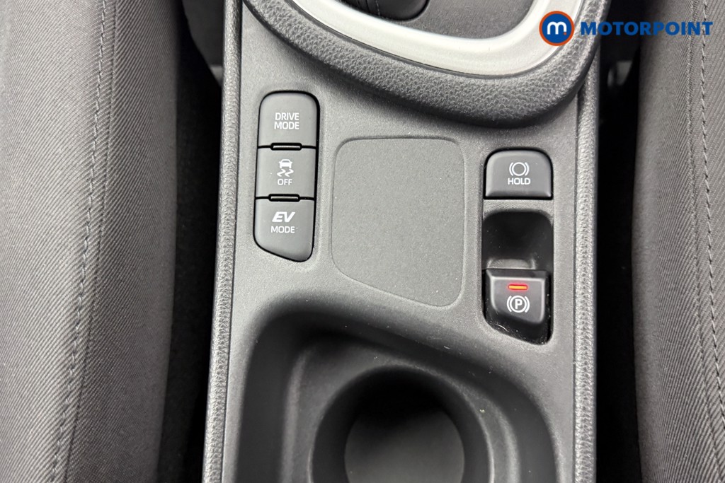Toyota Yaris Icon Automatic Petrol-Electric Hybrid Hatchback - Stock Number (1548494) - 8th supplementary image