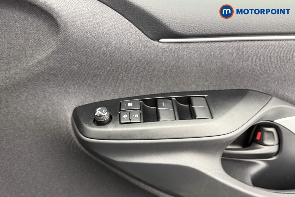 Toyota Yaris Icon Automatic Petrol-Electric Hybrid Hatchback - Stock Number (1548494) - 13th supplementary image