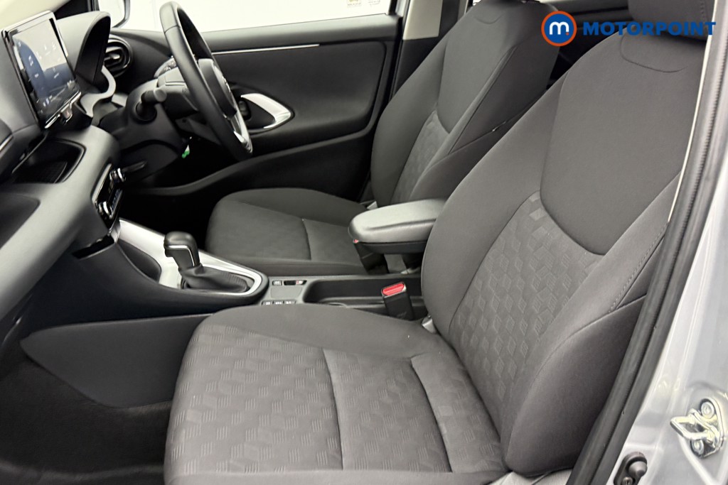 Toyota Yaris Icon Automatic Petrol-Electric Hybrid Hatchback - Stock Number (1548494) - 19th supplementary image