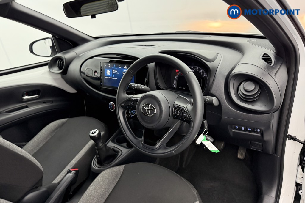 Toyota Aygo X Pure Manual Petrol Hatchback - Stock Number (1548496) - 3rd supplementary image