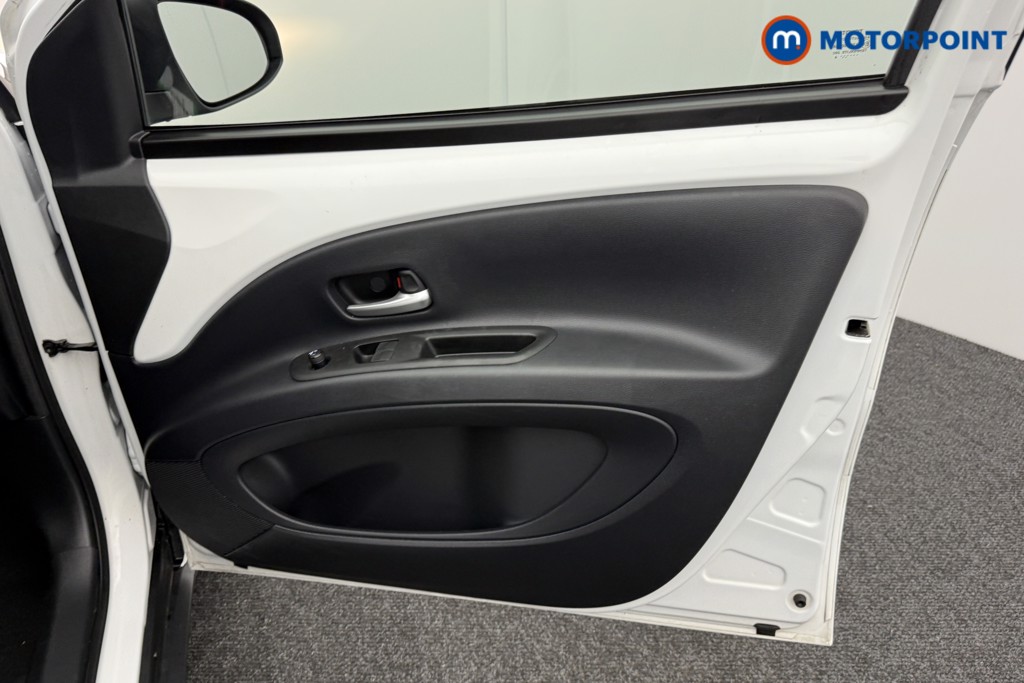 Toyota Aygo X Pure Manual Petrol Hatchback - Stock Number (1548496) - 13th supplementary image