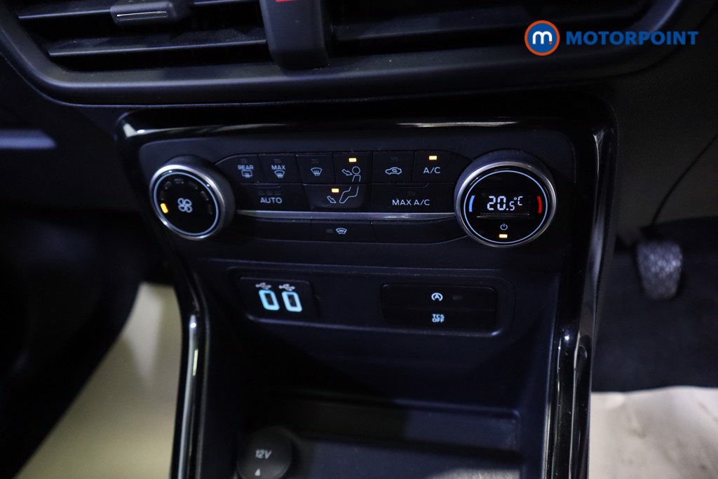 Ford Ecosport Titanium Manual Petrol SUV - Stock Number (1548637) - 4th supplementary image