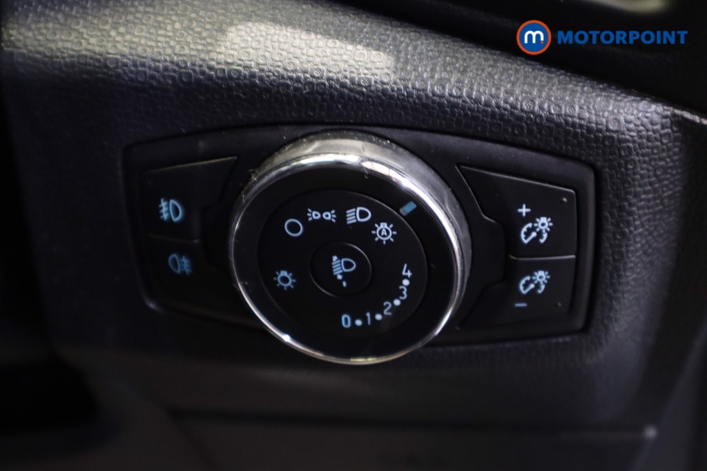 Ford Ecosport Titanium Manual Petrol SUV - Stock Number (1548637) - 9th supplementary image