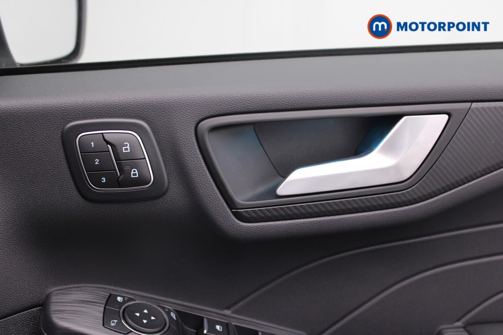 Ford Kuga St-Line X Automatic Petrol Plug-In Hybrid SUV - Stock Number (1548644) - 16th supplementary image