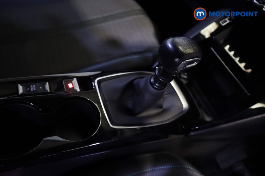 Peugeot 208 Allure Premium -Plus Manual Petrol Hatchback - Stock Number (1548729) - 5th supplementary image