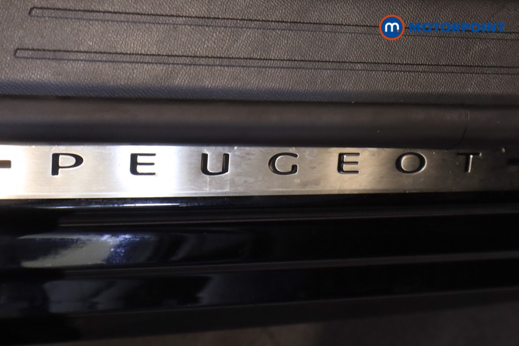 Peugeot 208 Allure Premium -Plus Manual Petrol Hatchback - Stock Number (1548729) - 11th supplementary image