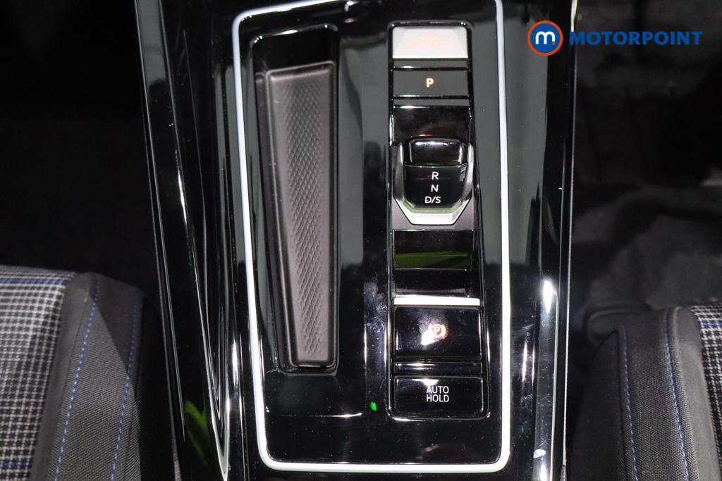 Volkswagen Golf GTE Automatic Petrol Plug-In Hybrid Hatchback - Stock Number (1548778) - 4th supplementary image