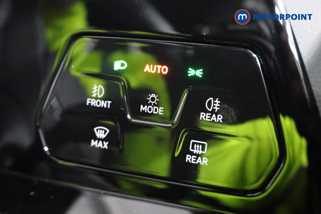 Volkswagen Golf GTE Automatic Petrol Plug-In Hybrid Hatchback - Stock Number (1548778) - 12th supplementary image