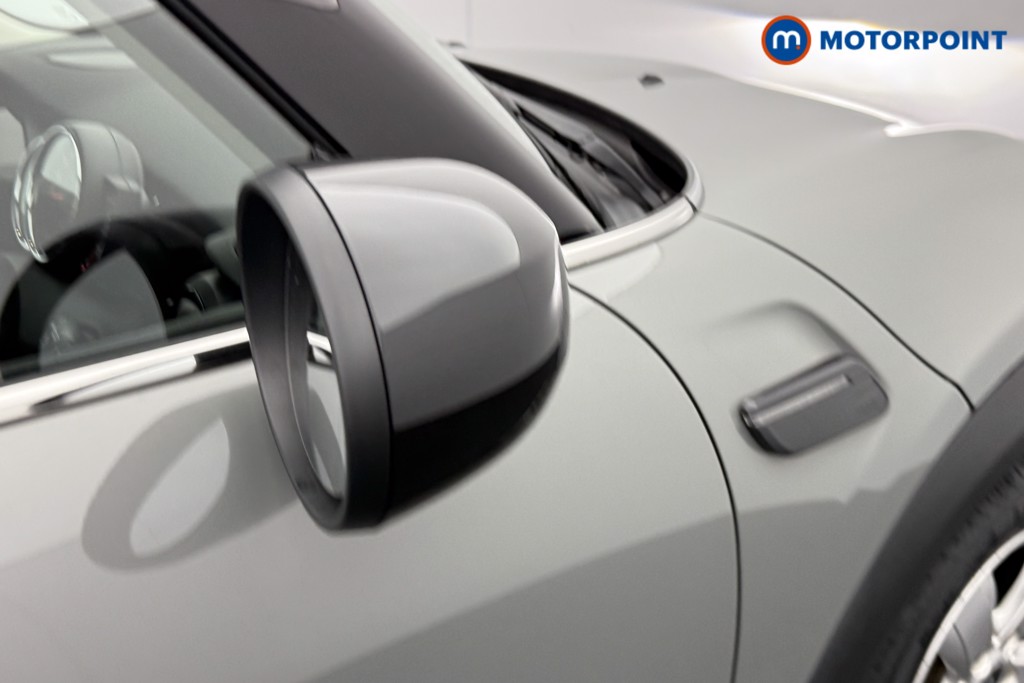 Mini Hatchback Cooper Classic Manual Petrol Hatchback - Stock Number (1548814) - 15th supplementary image