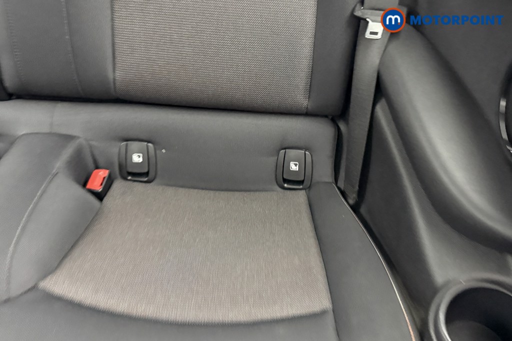 Mini Hatchback Cooper Classic Manual Petrol Hatchback - Stock Number (1548814) - 19th supplementary image