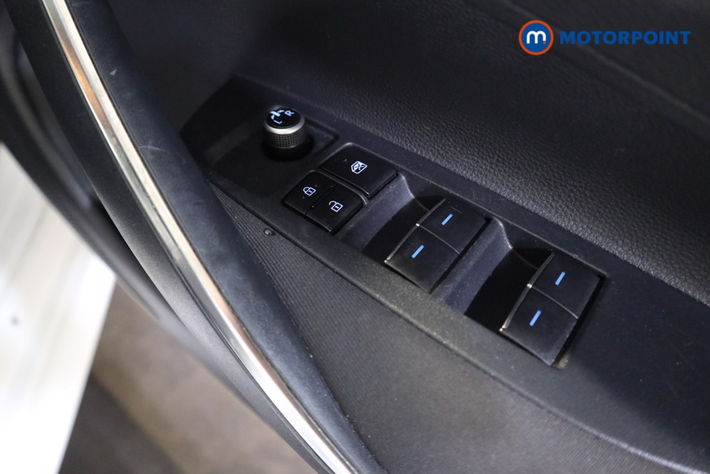 Toyota Corolla Icon Tech Automatic Petrol-Electric Hybrid Hatchback - Stock Number (1548816) - 9th supplementary image