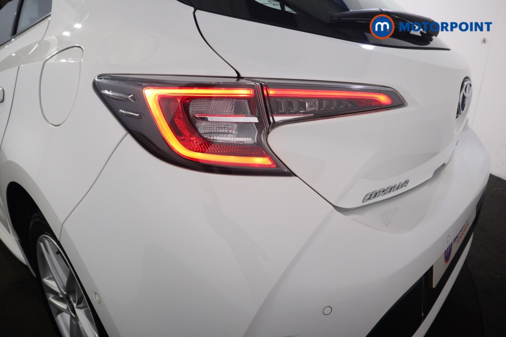 Toyota Corolla Icon Tech Automatic Petrol-Electric Hybrid Hatchback - Stock Number (1548816) - 19th supplementary image