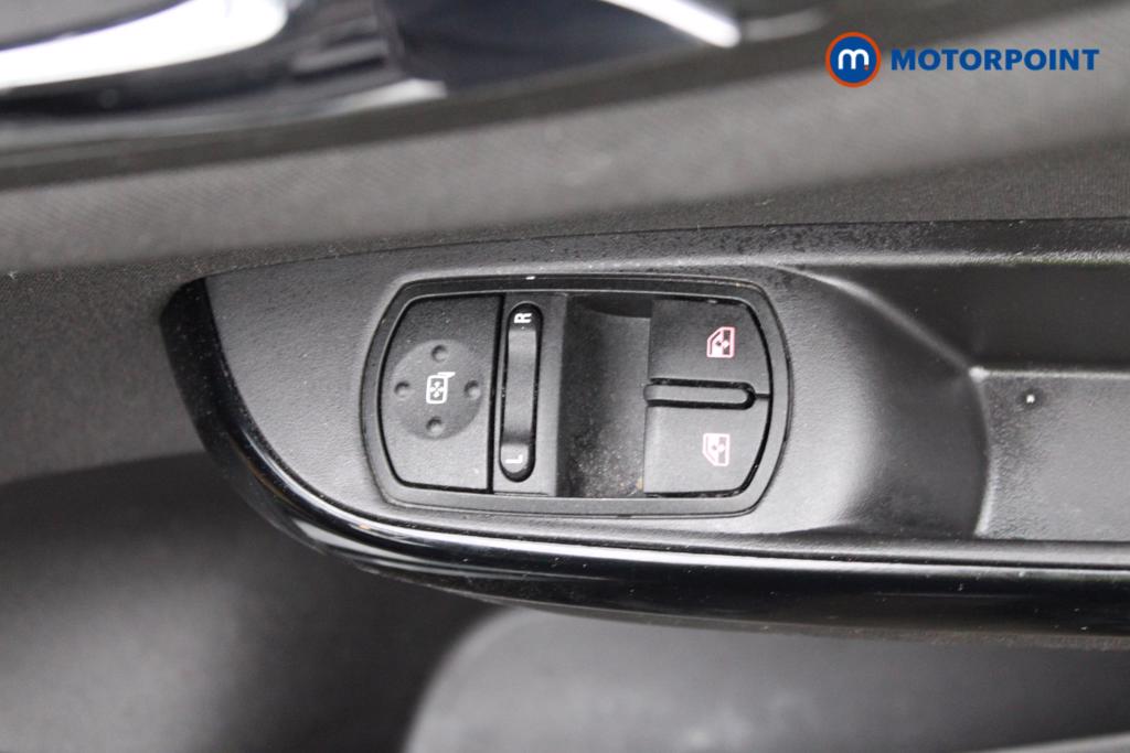 Vauxhall Corsa Sport Manual Petrol Hatchback - Stock Number (1548942) - 9th supplementary image