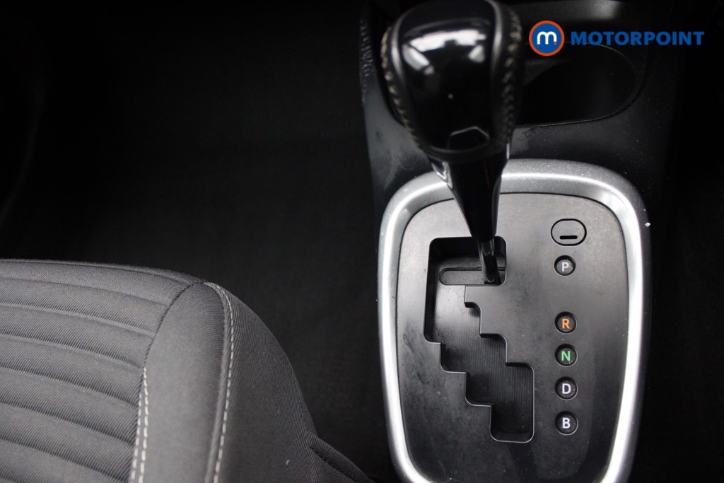 Toyota Yaris Icon Tech Automatic Petrol-Electric Hybrid Hatchback - Stock Number (1549066) - 9th supplementary image