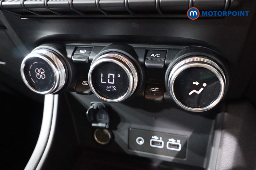 Renault Captur Evolution Manual Petrol SUV - Stock Number (1549131) - 15th supplementary image