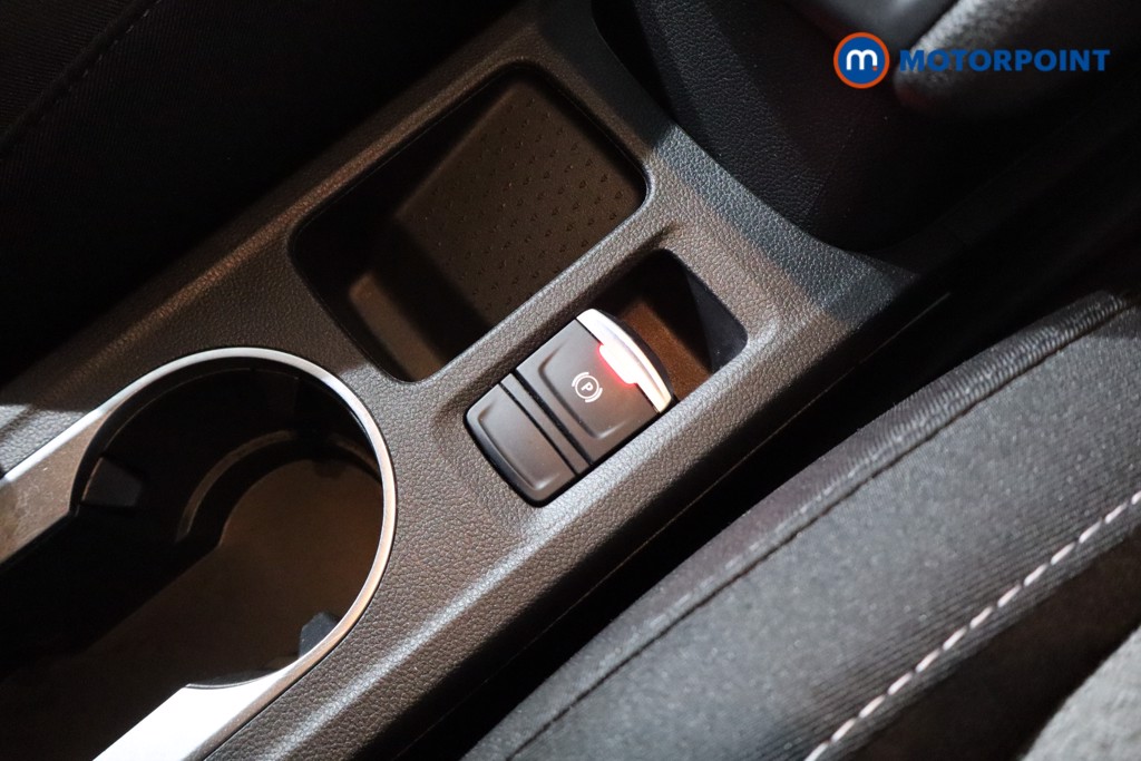 Renault Captur Evolution Manual Petrol SUV - Stock Number (1549131) - 18th supplementary image