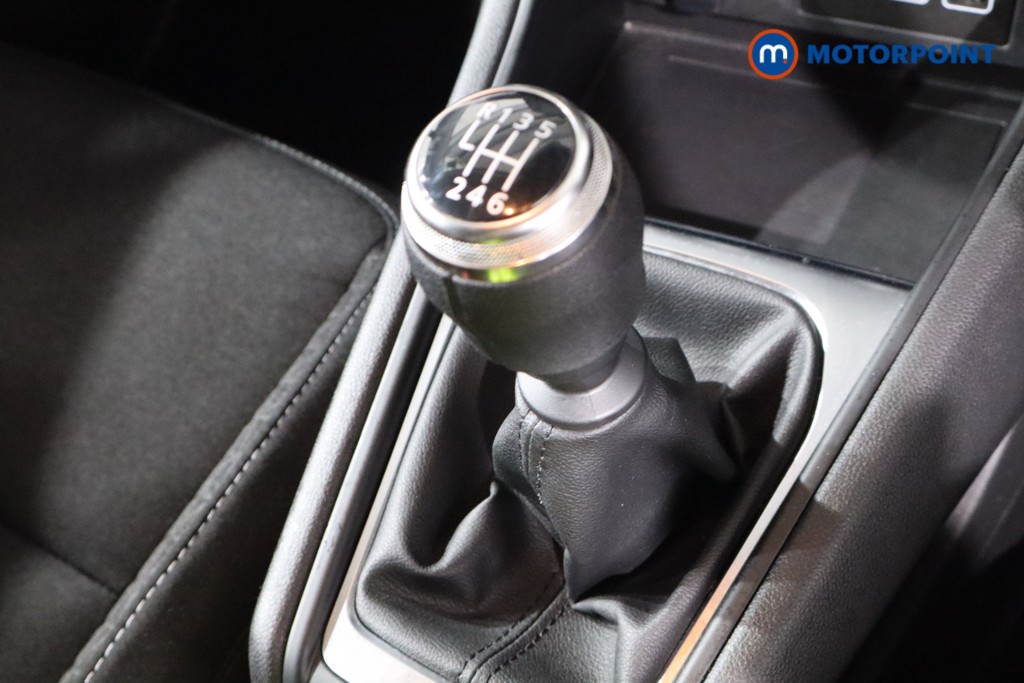 Renault Captur Evolution Manual Petrol SUV - Stock Number (1549132) - 15th supplementary image
