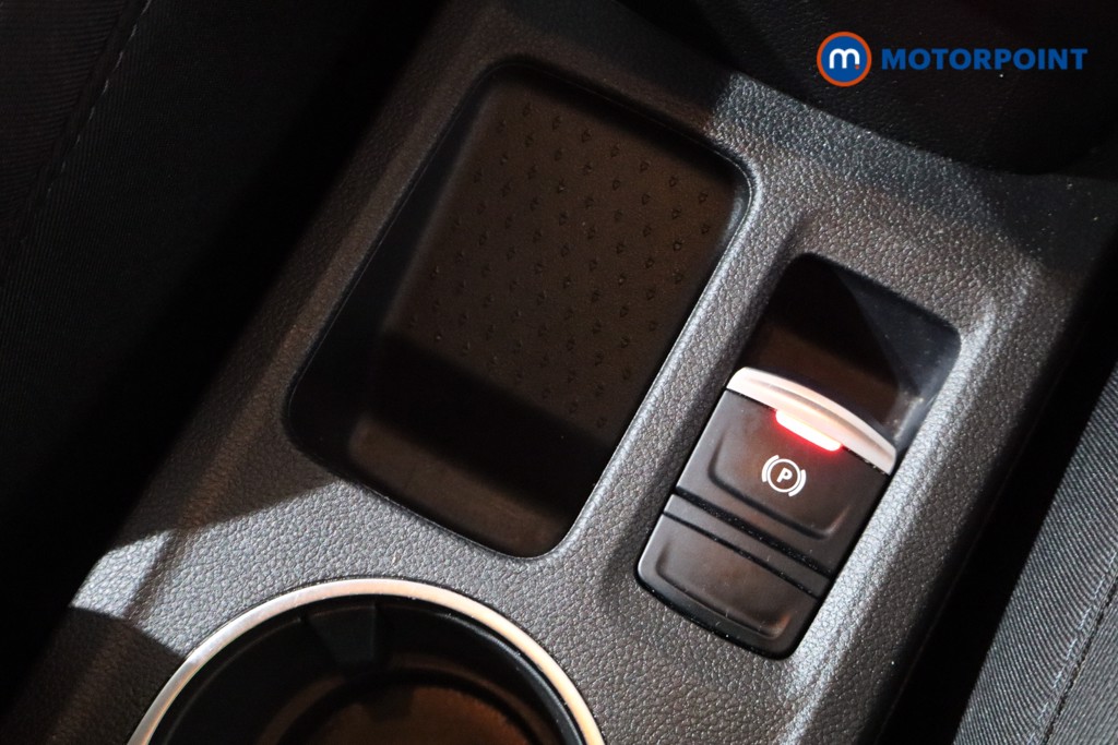 Renault Captur Evolution Manual Petrol SUV - Stock Number (1549132) - 17th supplementary image