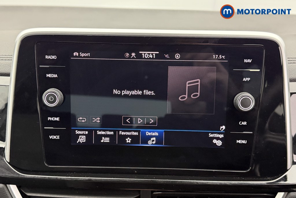 Volkswagen T-Roc R-Line Automatic Petrol SUV - Stock Number (1549136) - 7th supplementary image