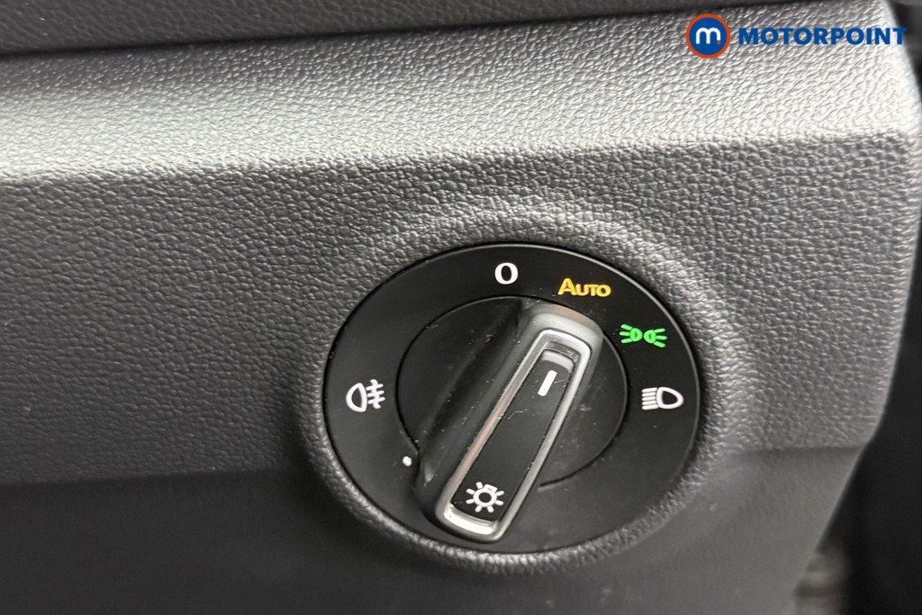 Volkswagen T-Roc R-Line Automatic Petrol SUV - Stock Number (1549136) - 16th supplementary image