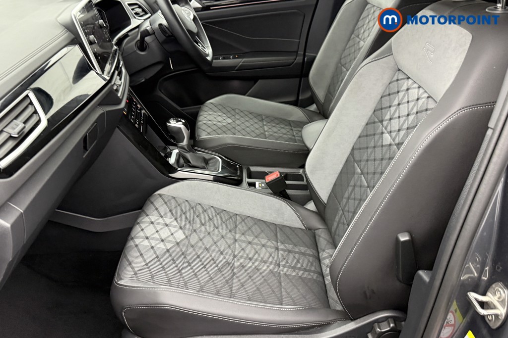 Volkswagen T-Roc R-Line Automatic Petrol SUV - Stock Number (1549136) - 23rd supplementary image
