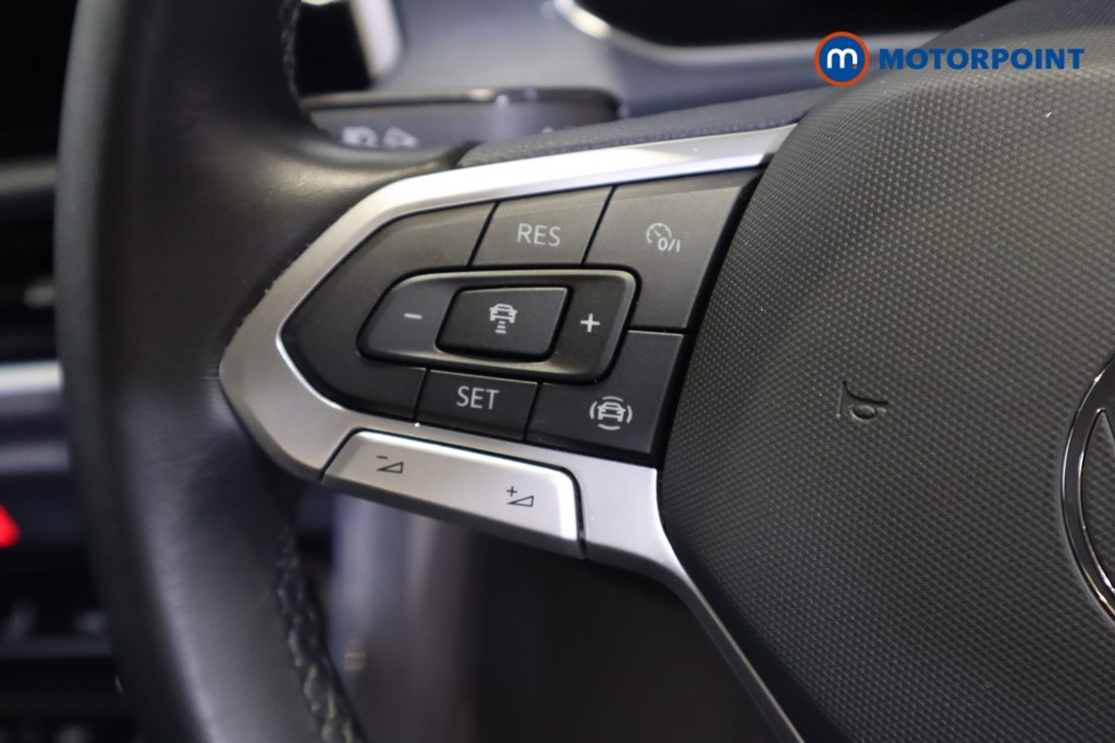 Volkswagen T-Roc Style Manual Petrol SUV - Stock Number (1549217) - 12th supplementary image