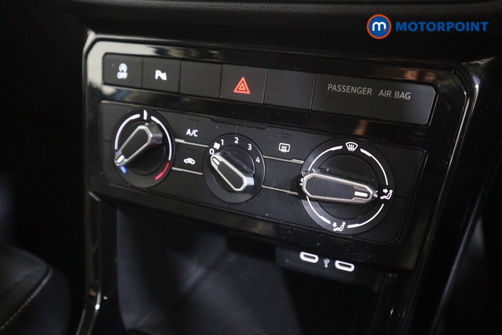 Volkswagen T-Cross Black Edition Manual Petrol SUV - Stock Number (1549252) - 7th supplementary image