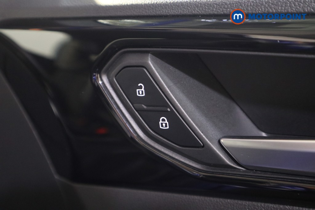 Volkswagen T-Cross Black Edition Manual Petrol SUV - Stock Number (1549252) - 10th supplementary image