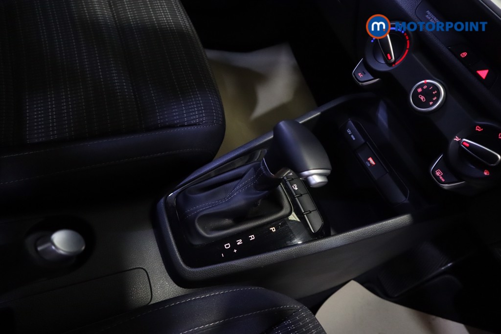 KIA Stonic 2 Automatic Petrol SUV - Stock Number (1549269) - 5th supplementary image