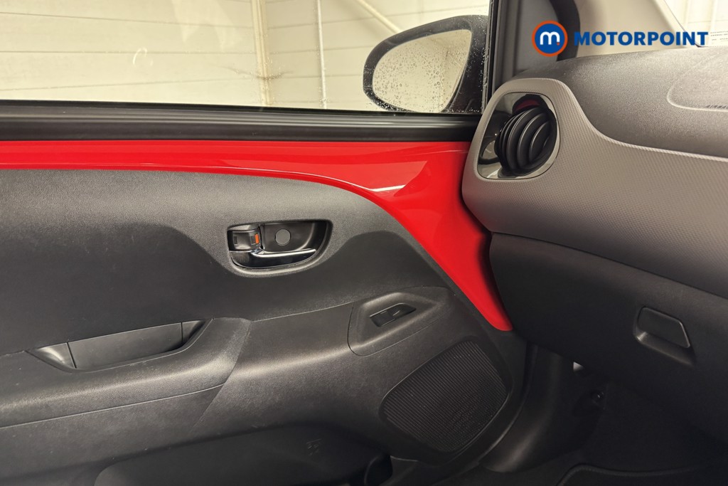 Peugeot 108 Allure Manual Petrol Hatchback - Stock Number (1549312) - 13th supplementary image