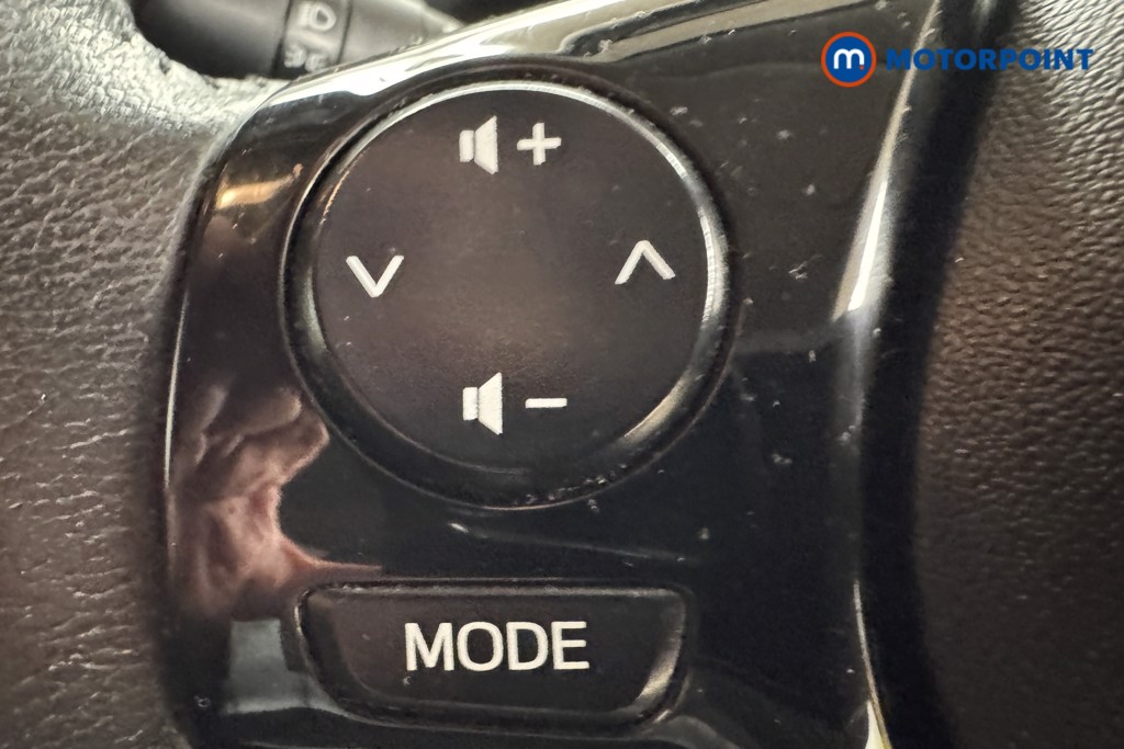Peugeot 108 Allure Manual Petrol Hatchback - Stock Number (1549312) - 14th supplementary image