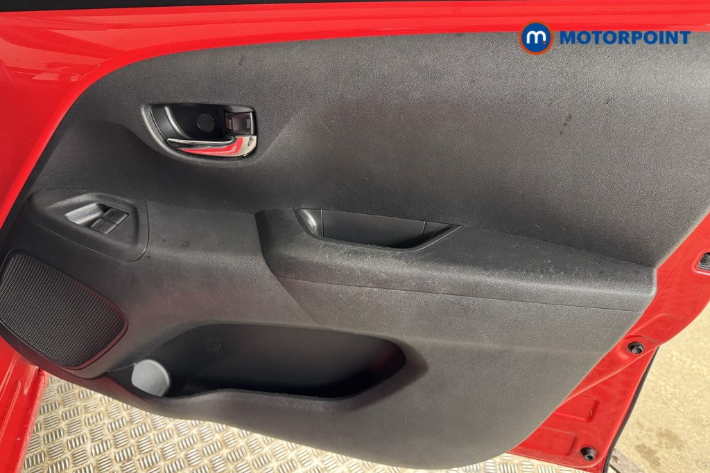 Peugeot 108 Allure Manual Petrol Hatchback - Stock Number (1549312) - 16th supplementary image