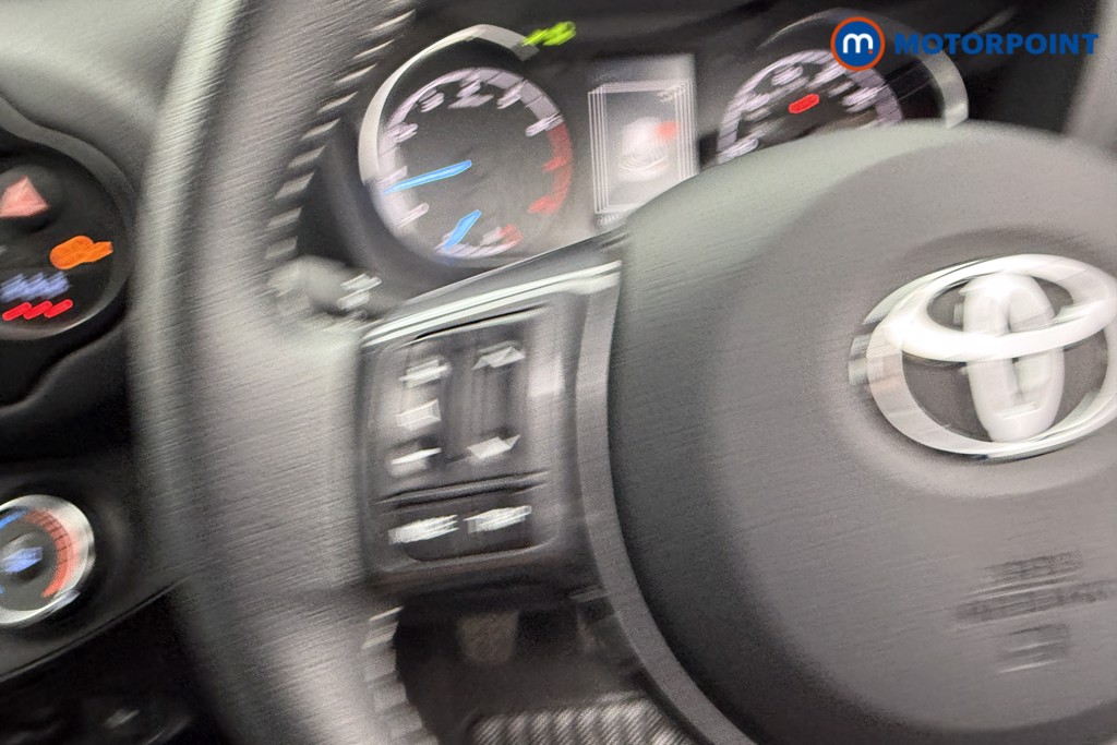 Toyota Yaris Y20 Manual Petrol Hatchback - Stock Number (1549333) - 9th supplementary image