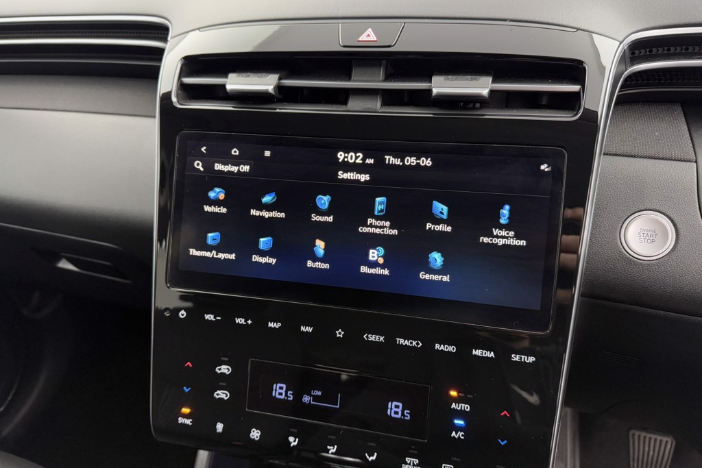 Hyundai Tucson Premium Manual Petrol SUV - Stock Number (1549388) - 6th supplementary image