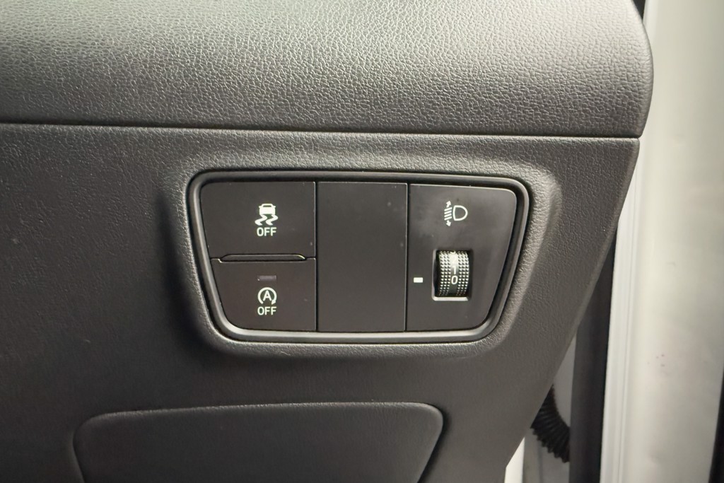 Hyundai Tucson Premium Manual Petrol SUV - Stock Number (1549388) - 13th supplementary image