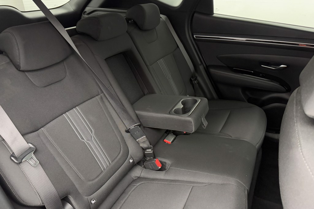 Hyundai Tucson Premium Manual Petrol SUV - Stock Number (1549388) - 21st supplementary image
