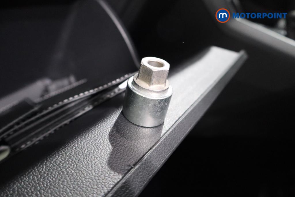 Volkswagen Taigo R-Line Automatic Petrol SUV - Stock Number (1549444) - 15th supplementary image