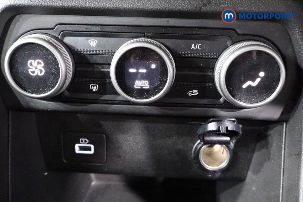 Dacia Jogger Extreme Se Automatic Petrol-Electric Hybrid People Carrier - Stock Number (1549572) - 15th supplementary image