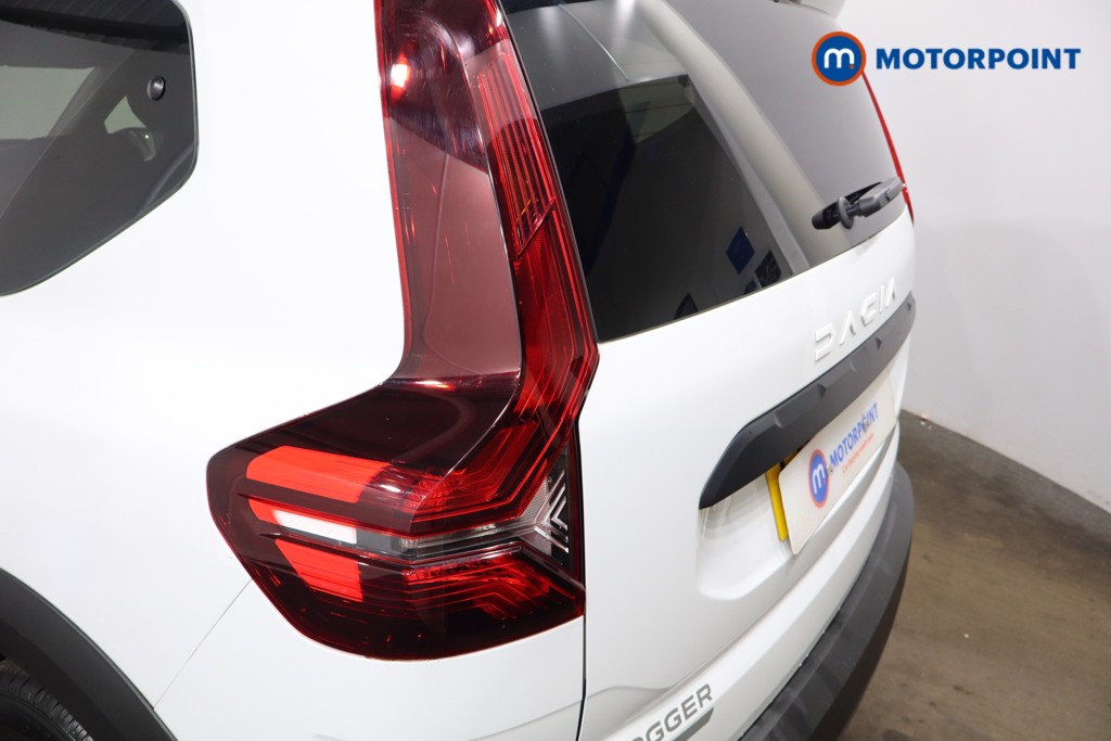 Dacia Jogger Extreme Se Automatic Petrol-Electric Hybrid People Carrier - Stock Number (1549572) - 28th supplementary image