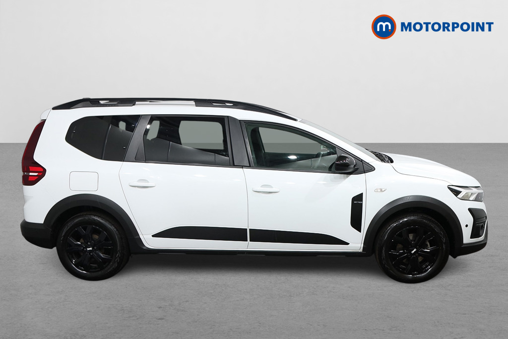 Dacia Jogger Extreme Se Automatic Petrol-Electric Hybrid People Carrier - Stock Number (1549572) - Drivers side