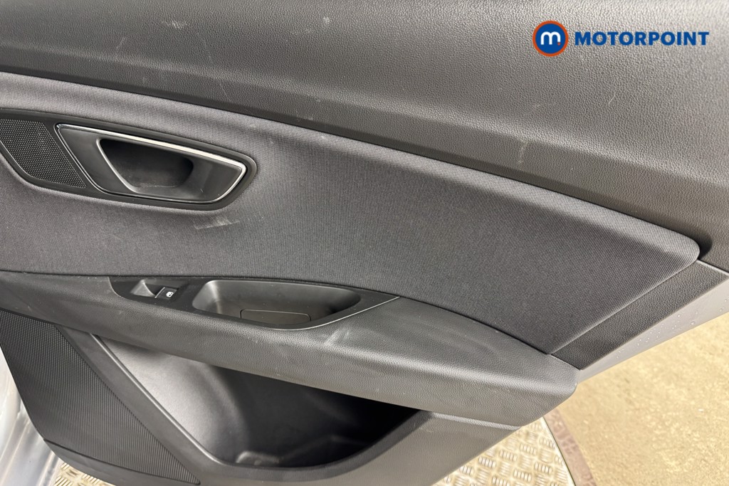 Seat Leon FR Manual Petrol Hatchback - Stock Number (1549805) - 15th supplementary image