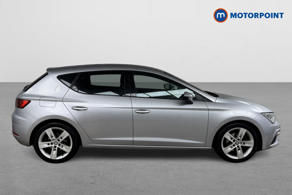 Seat Leon FR Manual Petrol Hatchback - Stock Number (1549805) - Drivers side