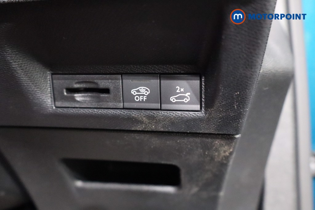 Peugeot 3008 GT Automatic Electric SUV - Stock Number (1550097) - 21st supplementary image