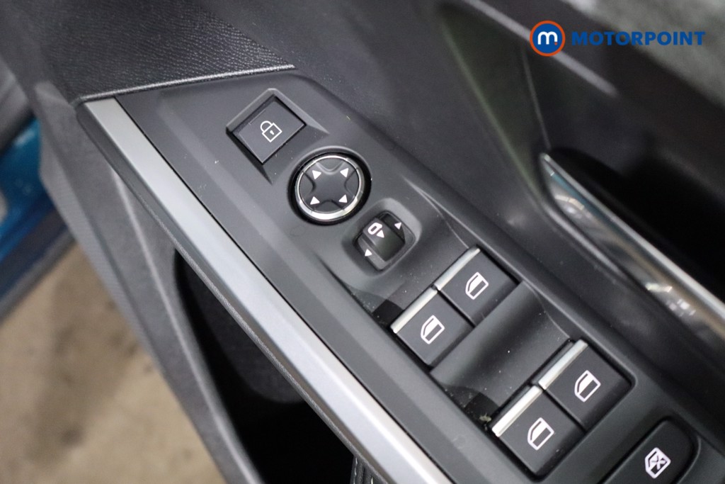Peugeot 3008 GT Automatic Electric SUV - Stock Number (1550097) - 24th supplementary image