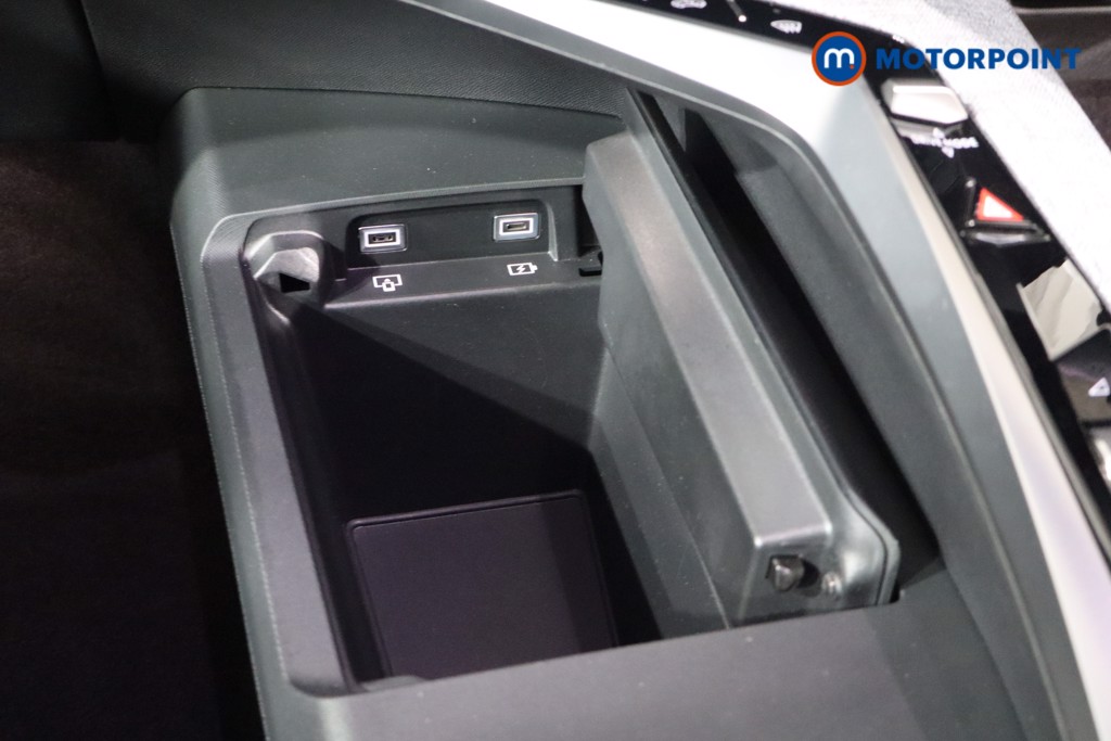 Peugeot 3008 GT Automatic Electric SUV - Stock Number (1550099) - 19th supplementary image