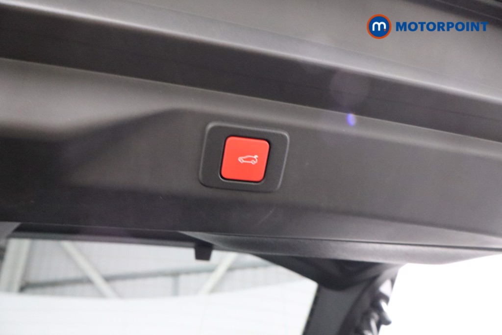 Peugeot 3008 GT Automatic Electric SUV - Stock Number (1550099) - 35th supplementary image