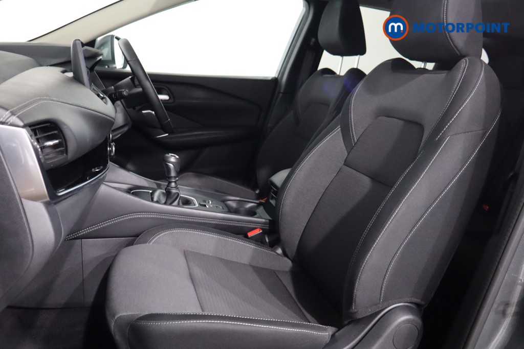 Nissan Qashqai N-Connecta Manual Petrol SUV - Stock Number (1550133) - 4th supplementary image